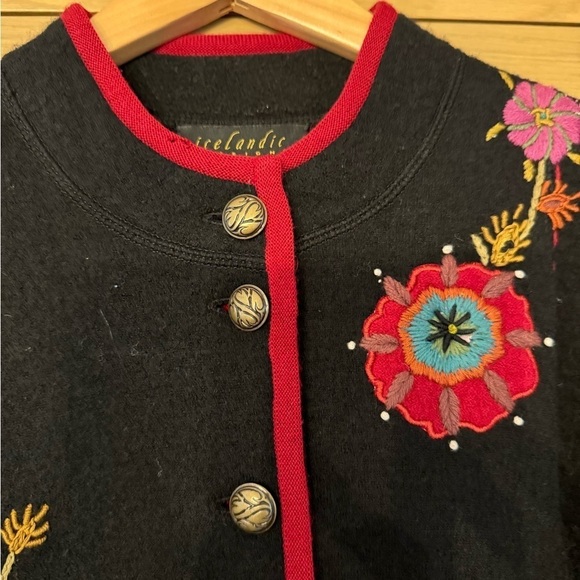 Icelandic Design Boiled Wool Floral Pattern Button Front 2006 Jacket / medium - Picture 5 of 12